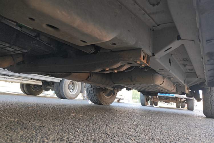 Used Jeep Commander Classic 2007 4.7 Chassis Front Left