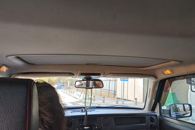 Used Jeep Commander Classic 2007 4.7 Headliner