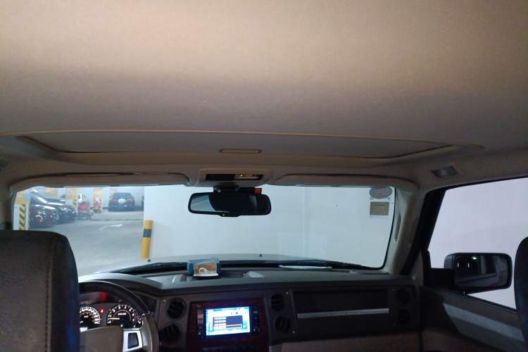 Used Jeep Commander Classic 2008 4.7 Headliner