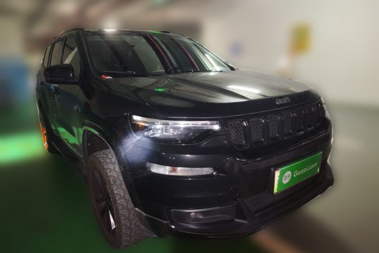 Used Jeep Commander PHEV 2020 2.0T Plug-in Hybrid Premium Edition Front Right 45 Deg