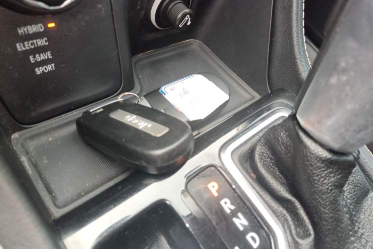 Used Jeep Commander PHEV 2020 2.0T Plug-in Hybrid Premium Edition Interior 1