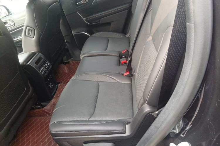 Used Jeep Commander PHEV 2020 2.0T Plug-in Hybrid Premium Edition Left Rear Seat
