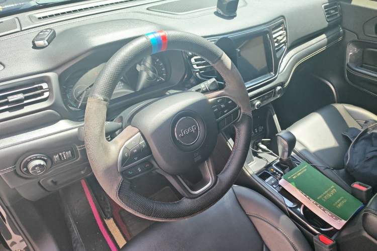 Used Jeep Commander PHEV 2020 2.0T Plug-in Hybrid Enjoyment Version Steering Wheel