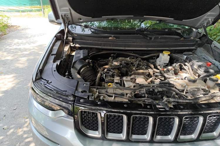 Used Jeep Commander PHEV 2020 2.0T Plug-in Hybrid Enjoyment Version Engine Bay Right