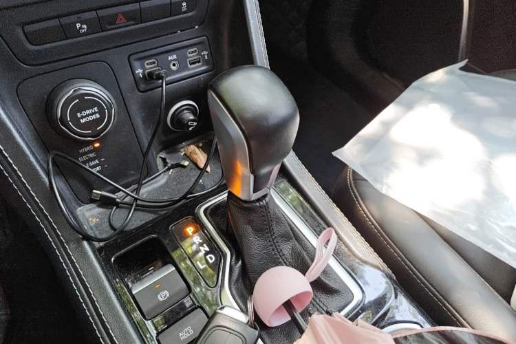 Used Jeep Commander PHEV 2020 2.0T Plug-in Hybrid Enjoyment Version Gear Lever