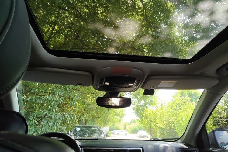 Used Jeep Commander PHEV 2020 2.0T Plug-in Hybrid Enjoyment Version Headliner