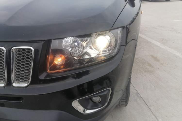 Used Jeep Compass 2014 Revised Version 2.0L Two-Wheel Drive Elite Edition Left Front Headlight
