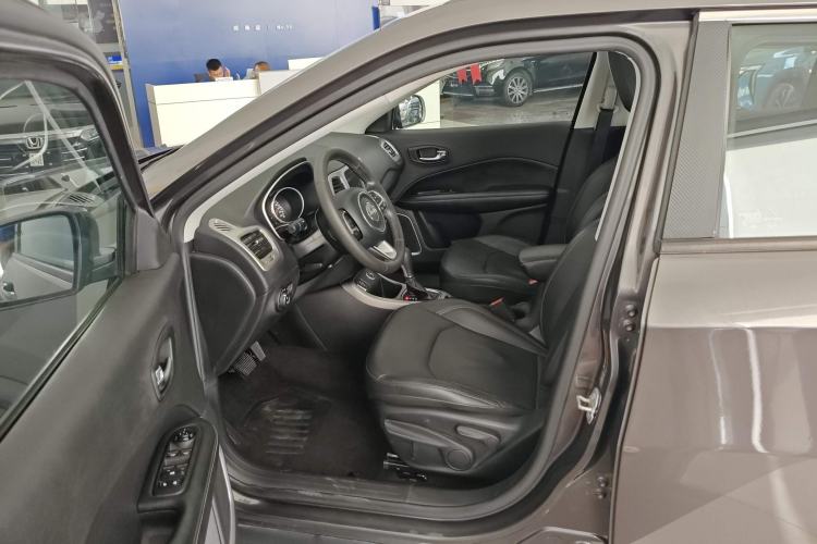 Used Jeep Compass 2017 200T Automatic Family Edition Left Front Seat