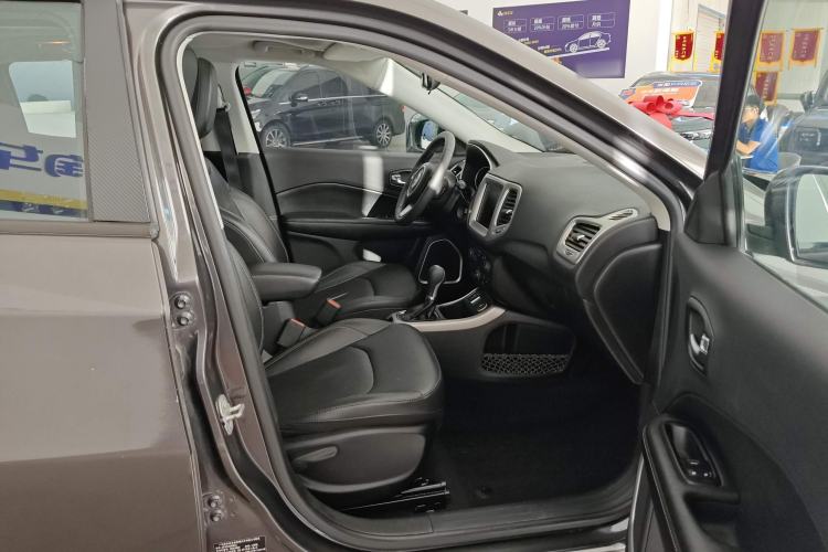 Used Jeep Compass 2017 200T Automatic Family Edition Right Front Seat