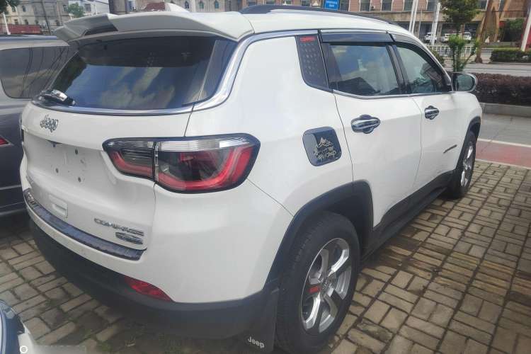 Used Jeep Compass 2017 200T Automatic Family Edition Exterior 5