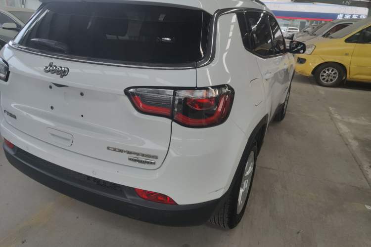 Used Jeep Compass 2017 200T Automatic Family Edition Exterior 6