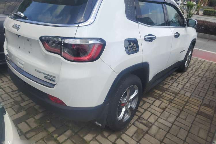 Used Jeep Compass 2017 200T Automatic Family Edition Exterior 6