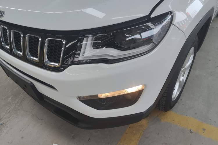 Used Jeep Compass 2017 200T Automatic Family Edition Left Front Headlight