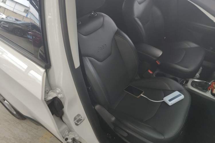 Used Jeep Compass 2017 200T Automatic Family Edition Right Front Seat