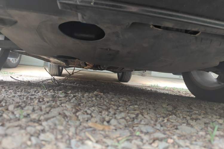 Used Jeep Compass 2007 2.4L four-wheel drive sport version Chassis Front