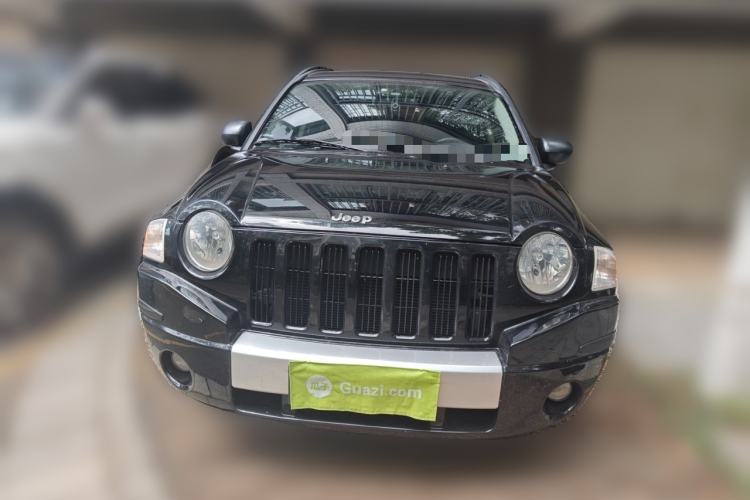 Used Jeep Compass 2007 2.4L four-wheel drive sport version Front