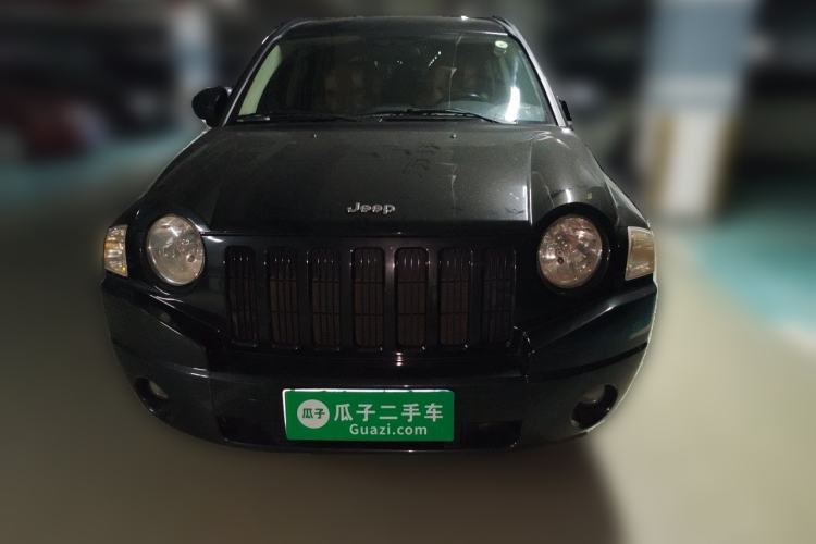 Used Jeep Compass 2007 2.4L four-wheel drive sport version Front