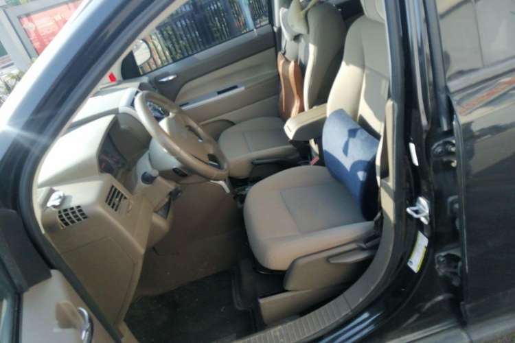 Used Jeep Compass 2007 2.4L four-wheel drive sport version Left Front Seat