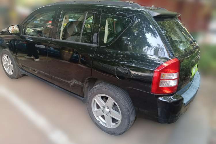 Used Jeep Compass 2007 2.4L four-wheel drive sport version Rear Left 45 Deg