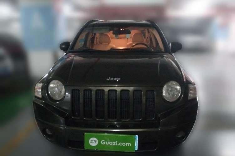 Used Jeep Compass 2007 2.4L four-wheel drive sport version Front