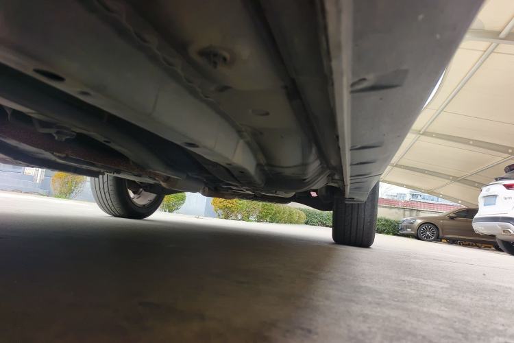 Used Jeep Compass 2010 2.4L Four-Wheel Drive World Cup Special Edition Chassis Front Left