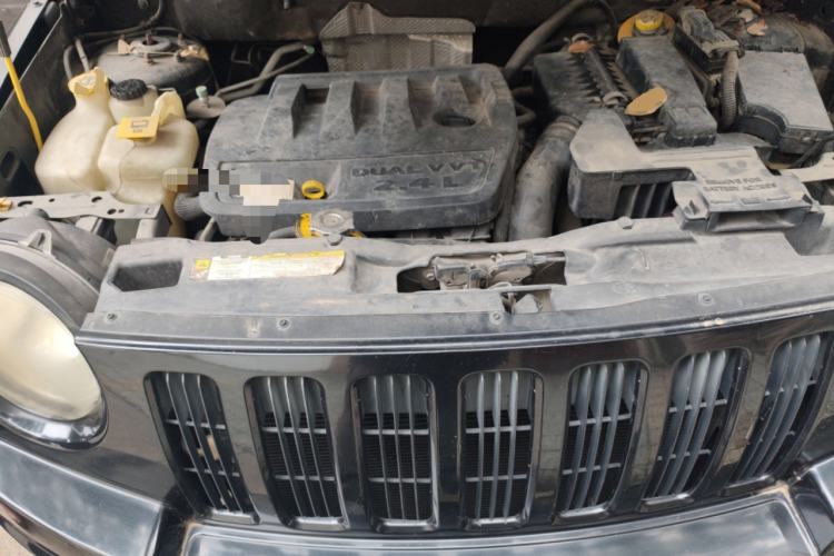 Used Jeep Compass  Engine Bay
