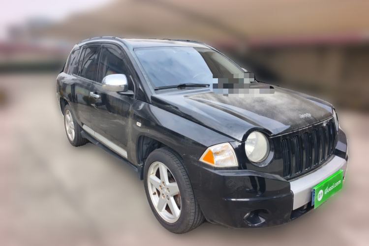Used Jeep Compass 2010 2.4L Four-Wheel Drive World Cup Special Edition Front Right 45 Deg