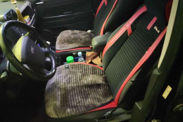 Used Jeep Compass 2010 2.4L four-wheel drive sport version Left Front Seat