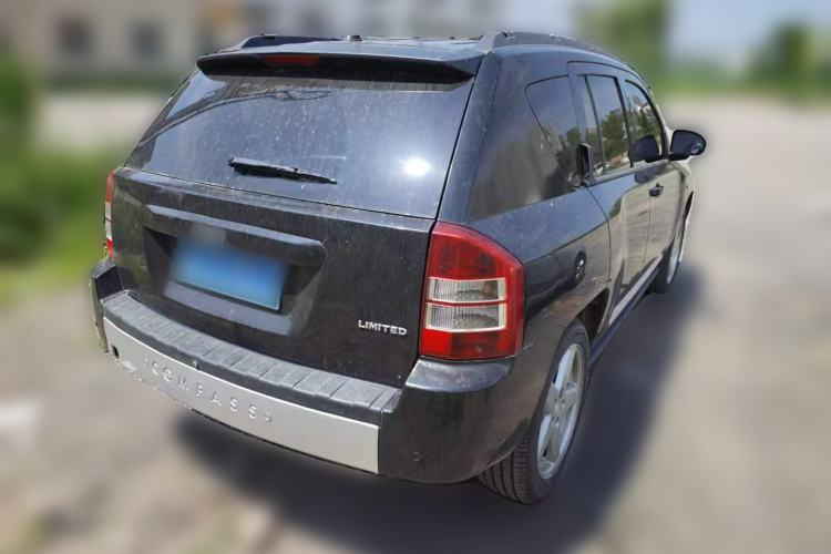Used Jeep Compass 2010 2.4L Four-Wheel Drive Limited Edition Rear