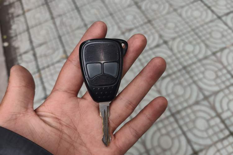Used Jeep Compass  Vehicle Key
