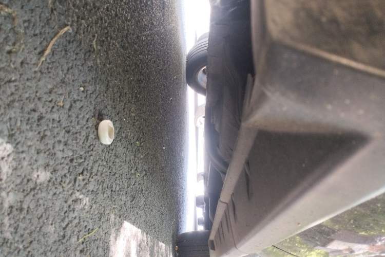 Used Jeep Compass 2010 2.4L four-wheel drive sport version Chassis Rear Right