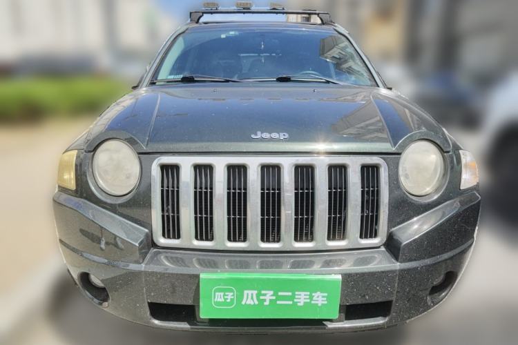 Used Jeep Compass 2010 2.4L four-wheel drive sport version Front
