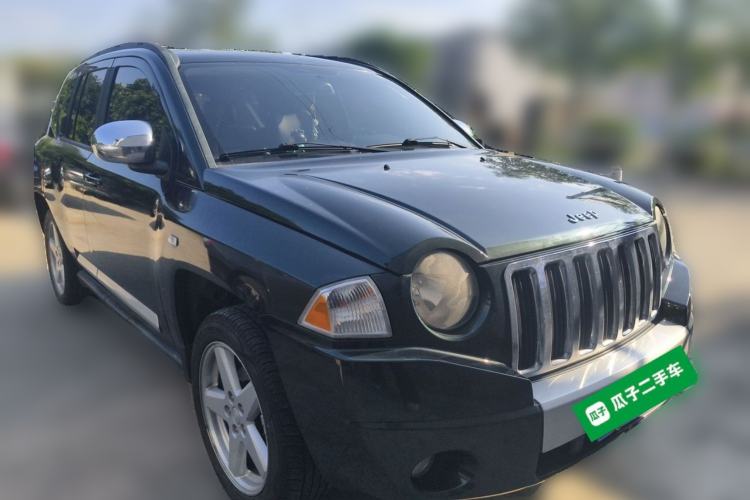 Used Jeep Compass 2010 2.4L Four-Wheel Drive World Cup Special Edition Front Right 45 Deg