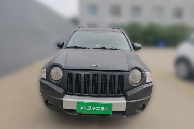 Used Jeep Compass 2010 2.4L Four-Wheel Drive Limited Edition Front