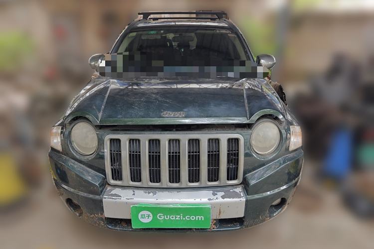 Used Jeep Compass 2010 2.4L four-wheel drive sport version Front