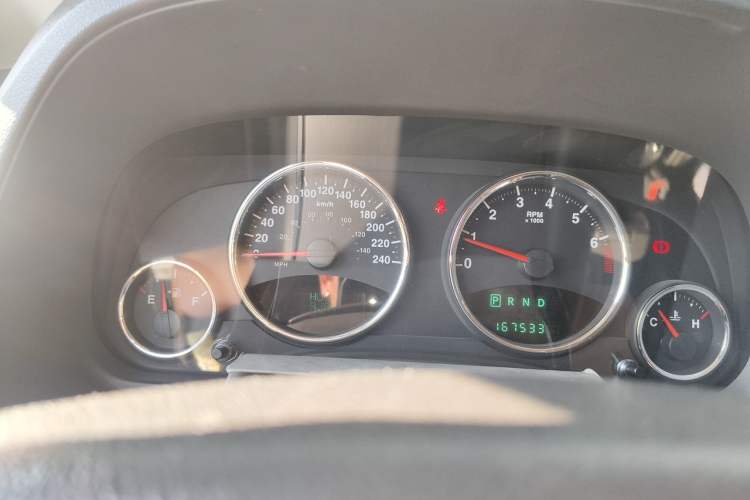 Used Jeep Compass 2010 2.4L Four-Wheel Drive World Cup Special Edition Instrument Cluster