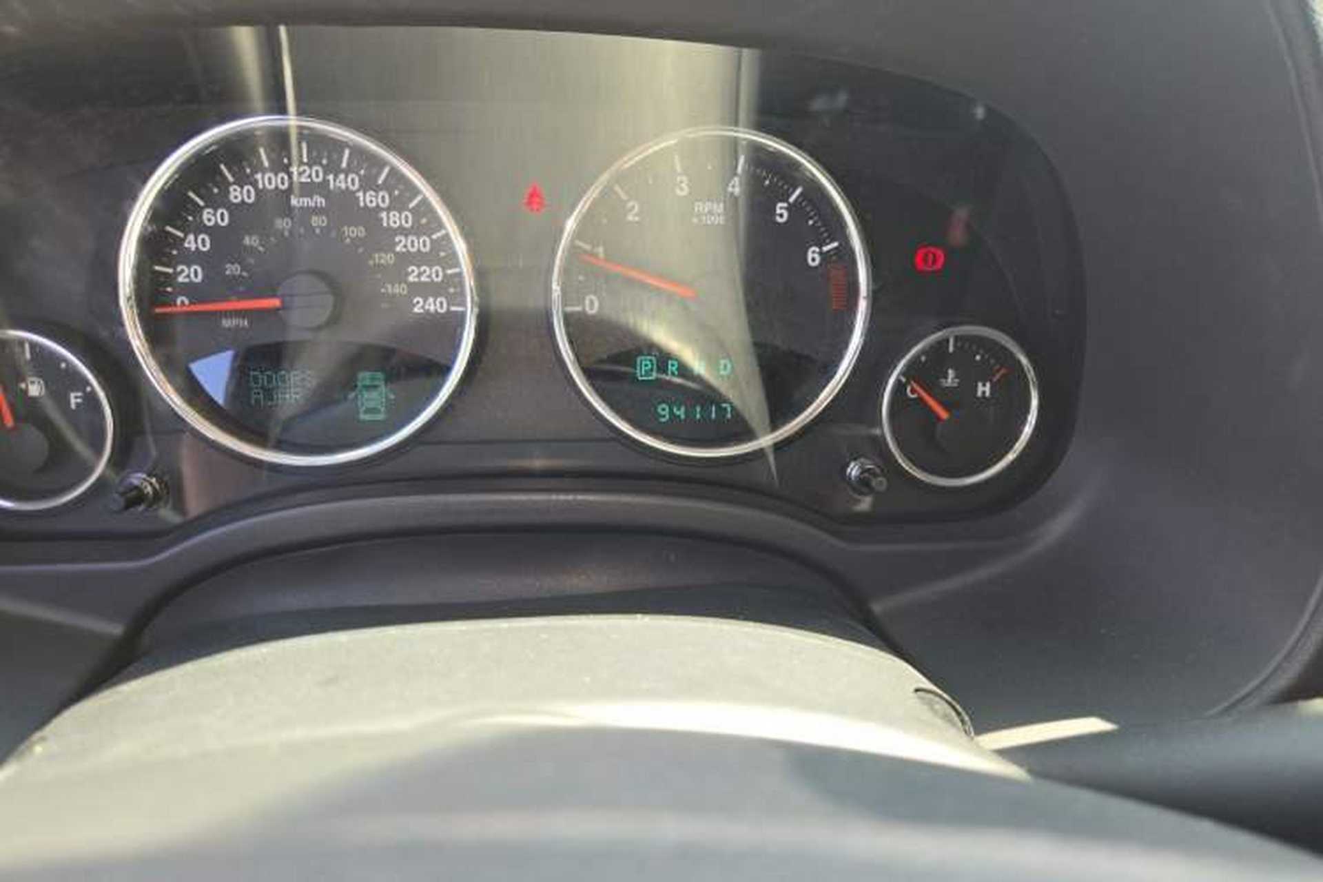 Used Jeep Compass 2010 2.4L Four-Wheel Drive Limited Edition Odometer Close Up