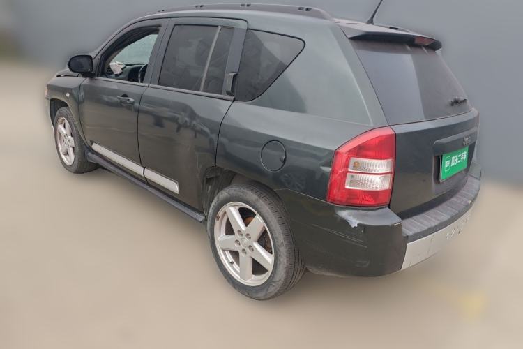 Used Jeep Compass 2010 2.4L Four-Wheel Drive Limited Edition Rear Left 45 Deg