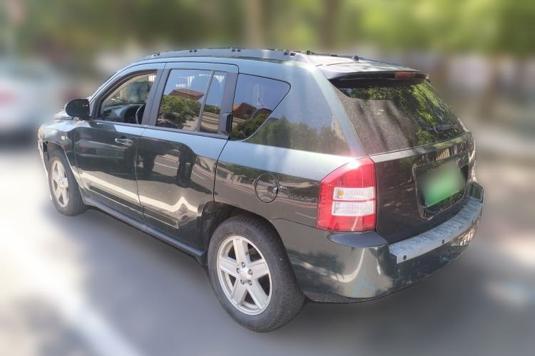 Used Jeep Compass 2010 2.4L four-wheel drive sport version Rear Left 45 Deg