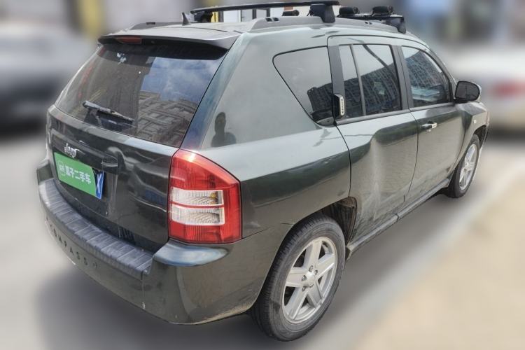 Used Jeep Compass 2010 2.4L four-wheel drive sport version Rear Right 45 Deg