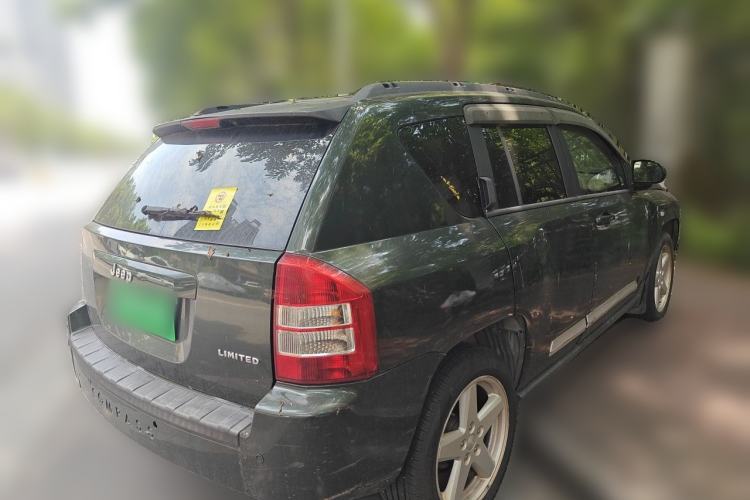 Used Jeep Compass 2010 2.4L Four-Wheel Drive Limited Edition Rear Right 45 Deg