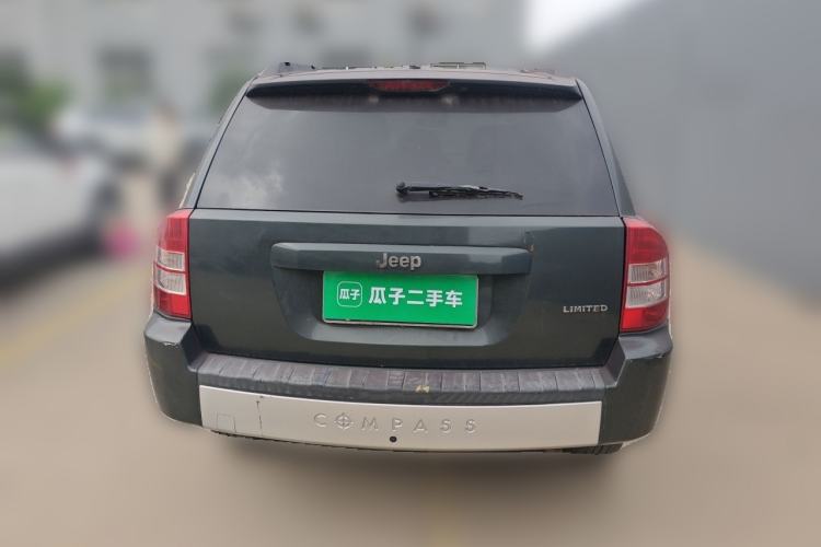 Used Jeep Compass 2010 2.4L Four-Wheel Drive Limited Edition Rear