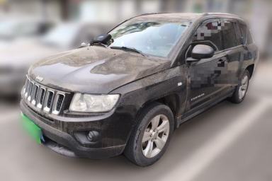 Used Jeep Compass 2011 2.4L four-wheel-drive sport version