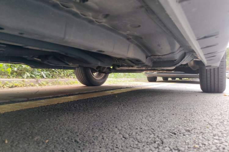 Used Jeep Compass 2011 2.0L two-wheel drive sport version Chassis Rear Left
