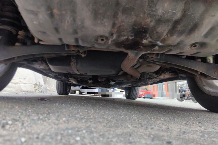 Used Jeep Compass 2011 2.0L two-wheel drive sport version Chassis Rear