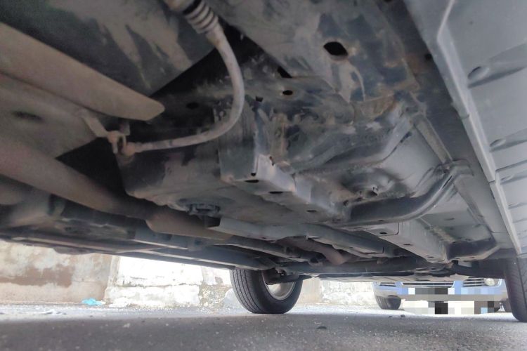 Used Jeep Compass 2011 2.0L two-wheel drive sport version Chassis Rear Right
