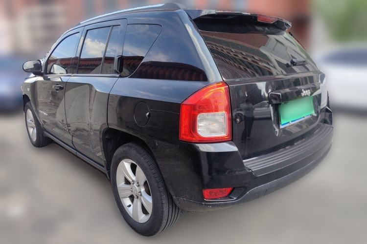 Used Jeep Compass 2011 2.0L two-wheel drive sport version Rear Left 45 Deg