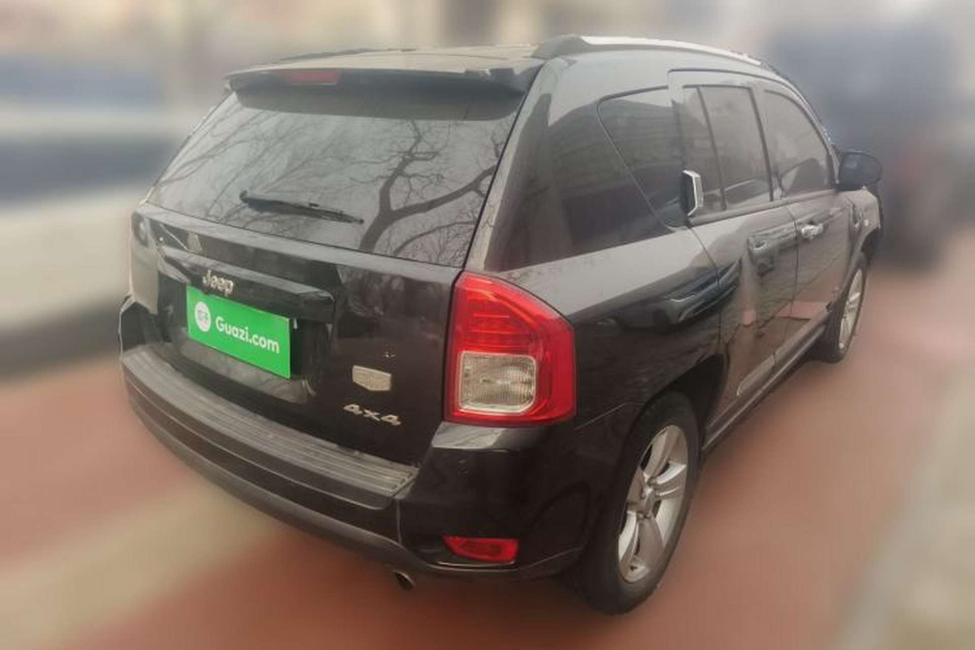 Used Jeep Compass 2011 2.4L four-wheel drive Comfort version Rear Right 45 Deg