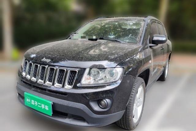 Jeep Compass 2011 2.4L four-wheel drive luxury version usata