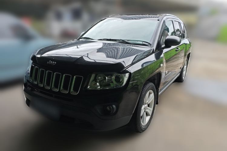 Used Jeep Compass 2011 2.4L four-wheel-drive sport version Guazi used car, China used car export, Used car for sale, Used  cars, Cheapest cars for sale